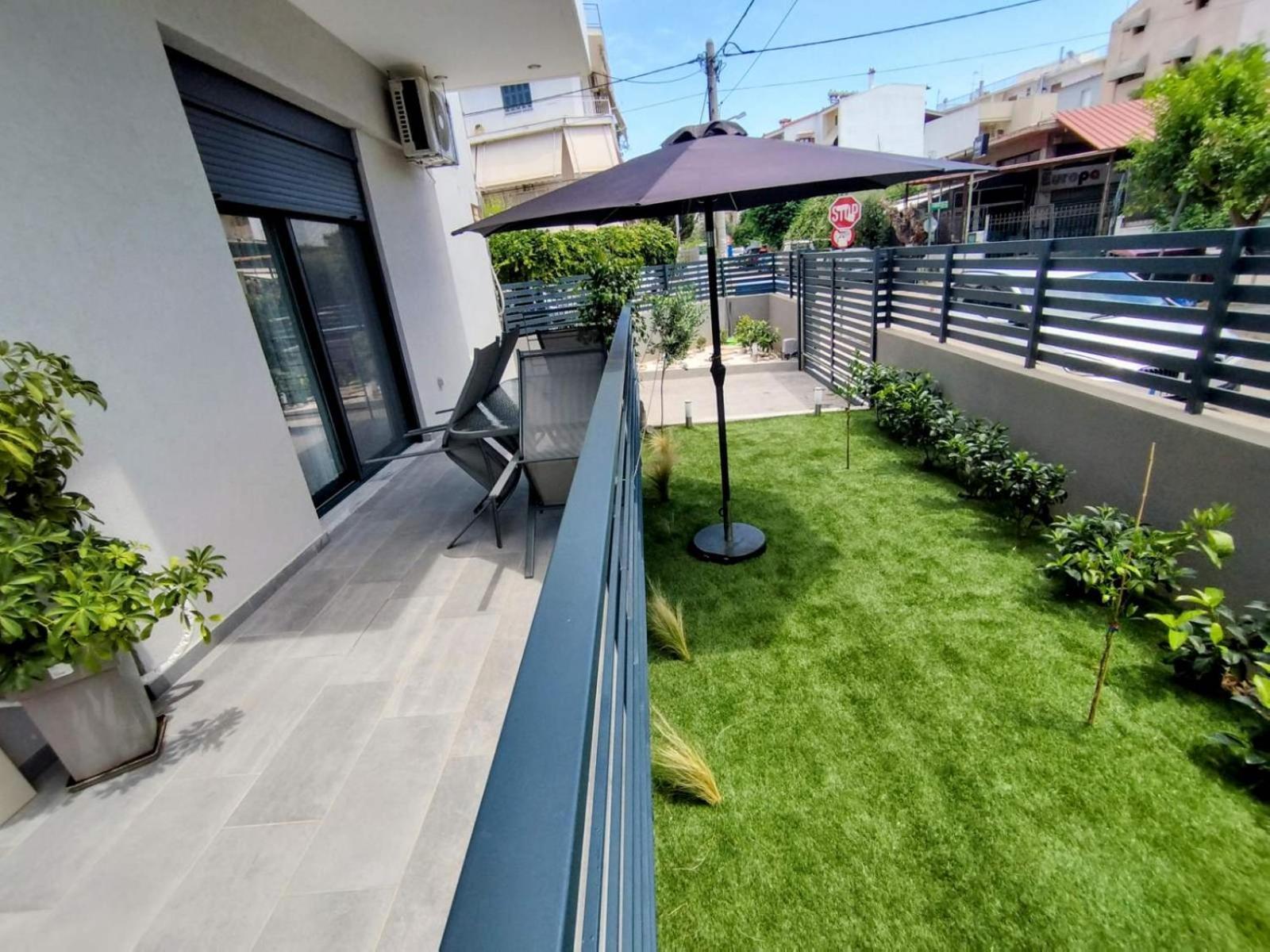Floral Home 1 - Ground Floor Apt With Courtyard And Private Parking! Athens Exterior photo