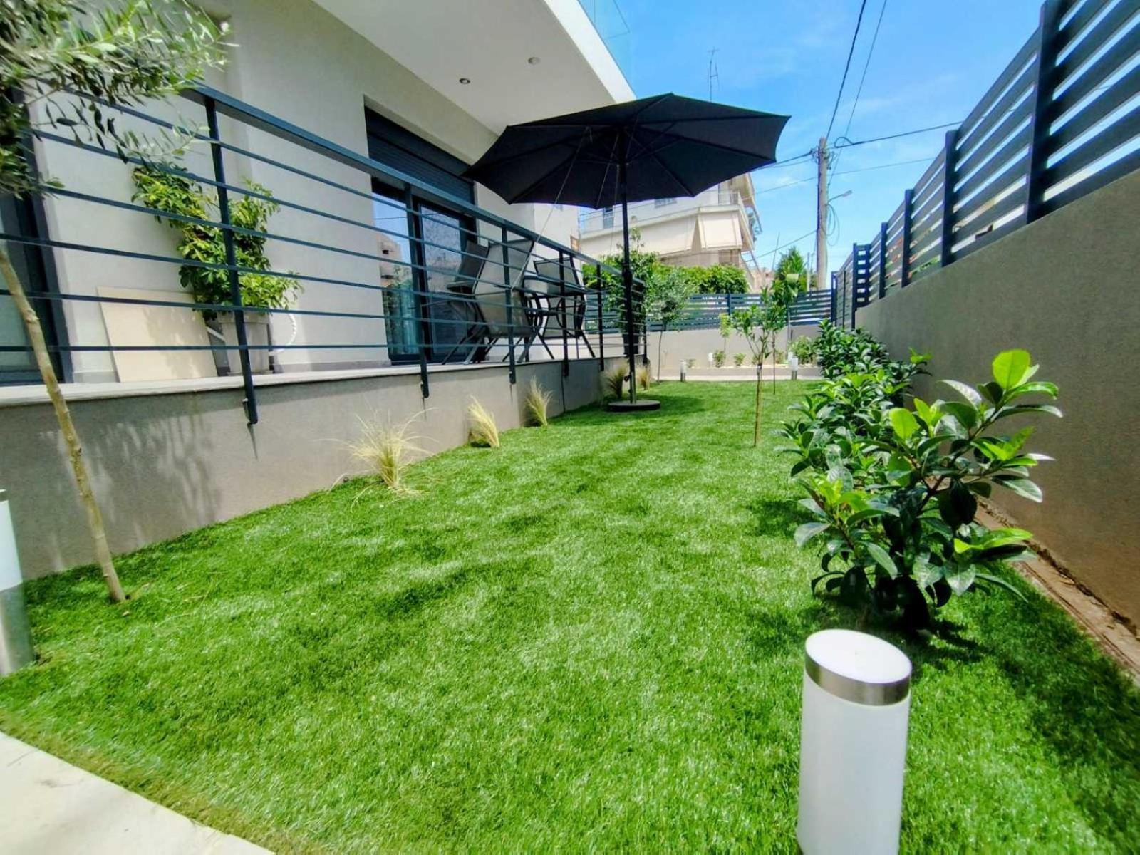 Floral Home 1 - Ground Floor Apt With Courtyard And Private Parking! Athens Exterior photo